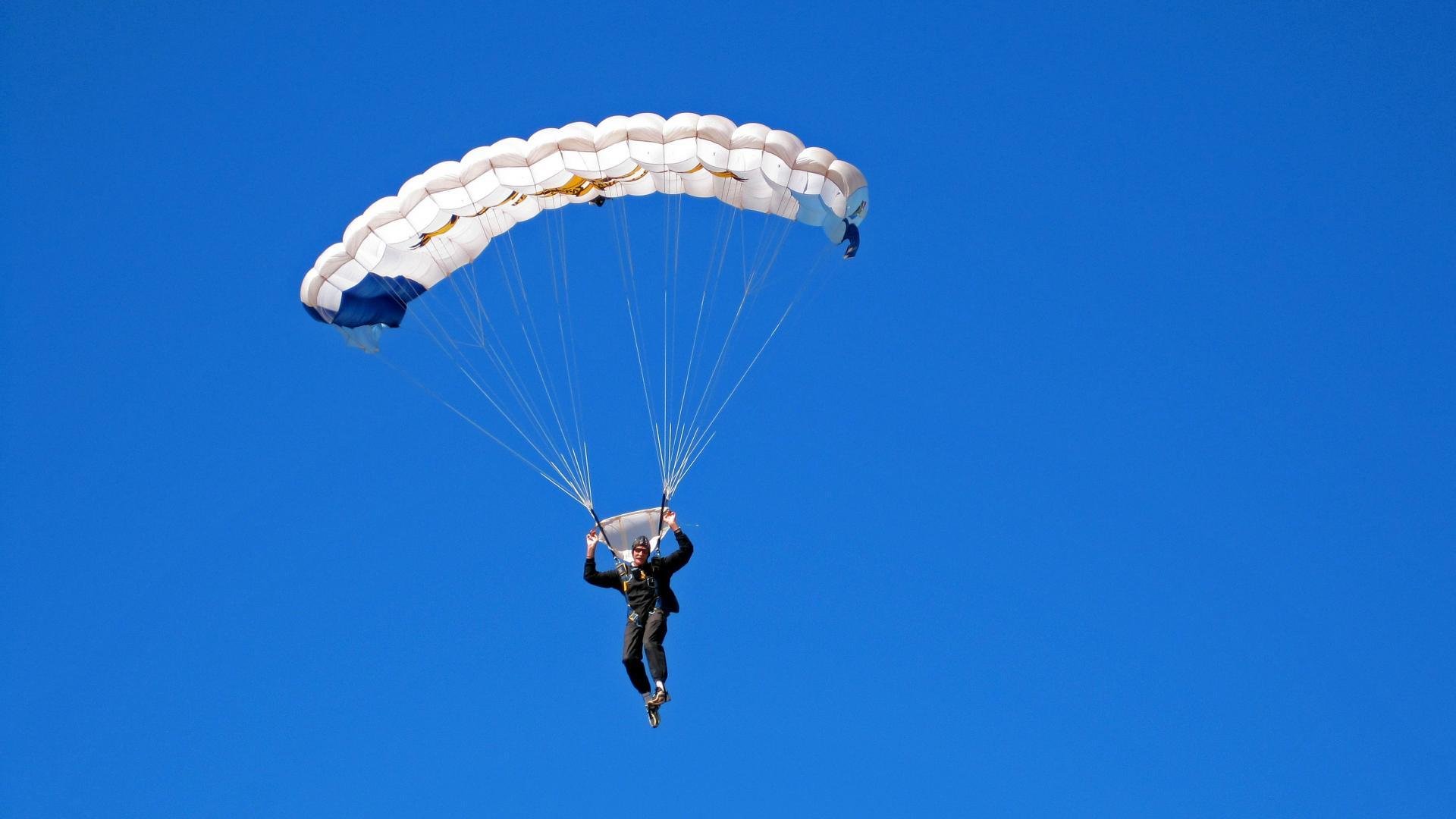 战队发布文化理念手册明确团队行为准则，企业文化战队名称